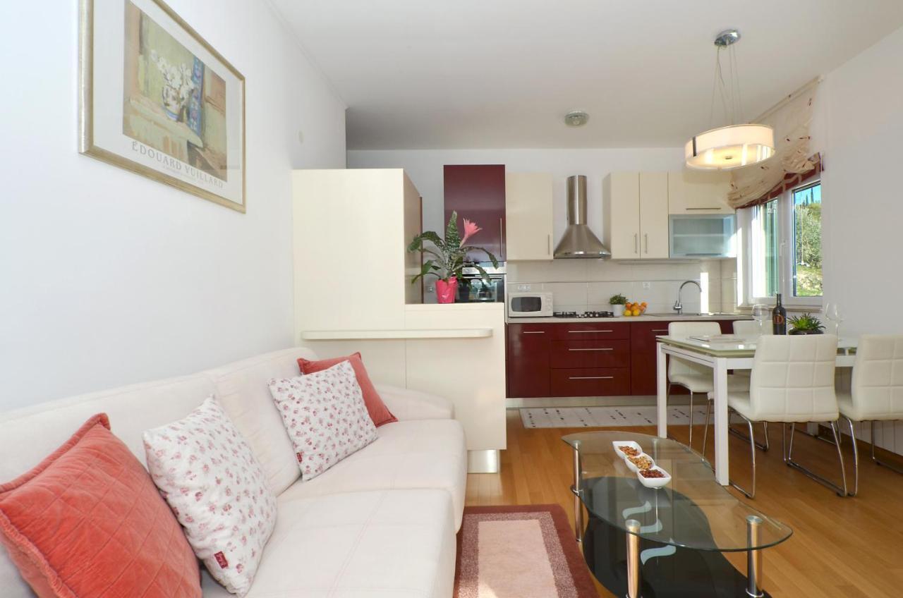 Apartmani Adela โซลิน ภายนอก รูปภาพ