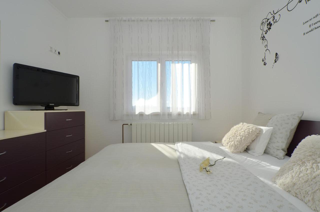 Apartmani Adela โซลิน ภายนอก รูปภาพ
