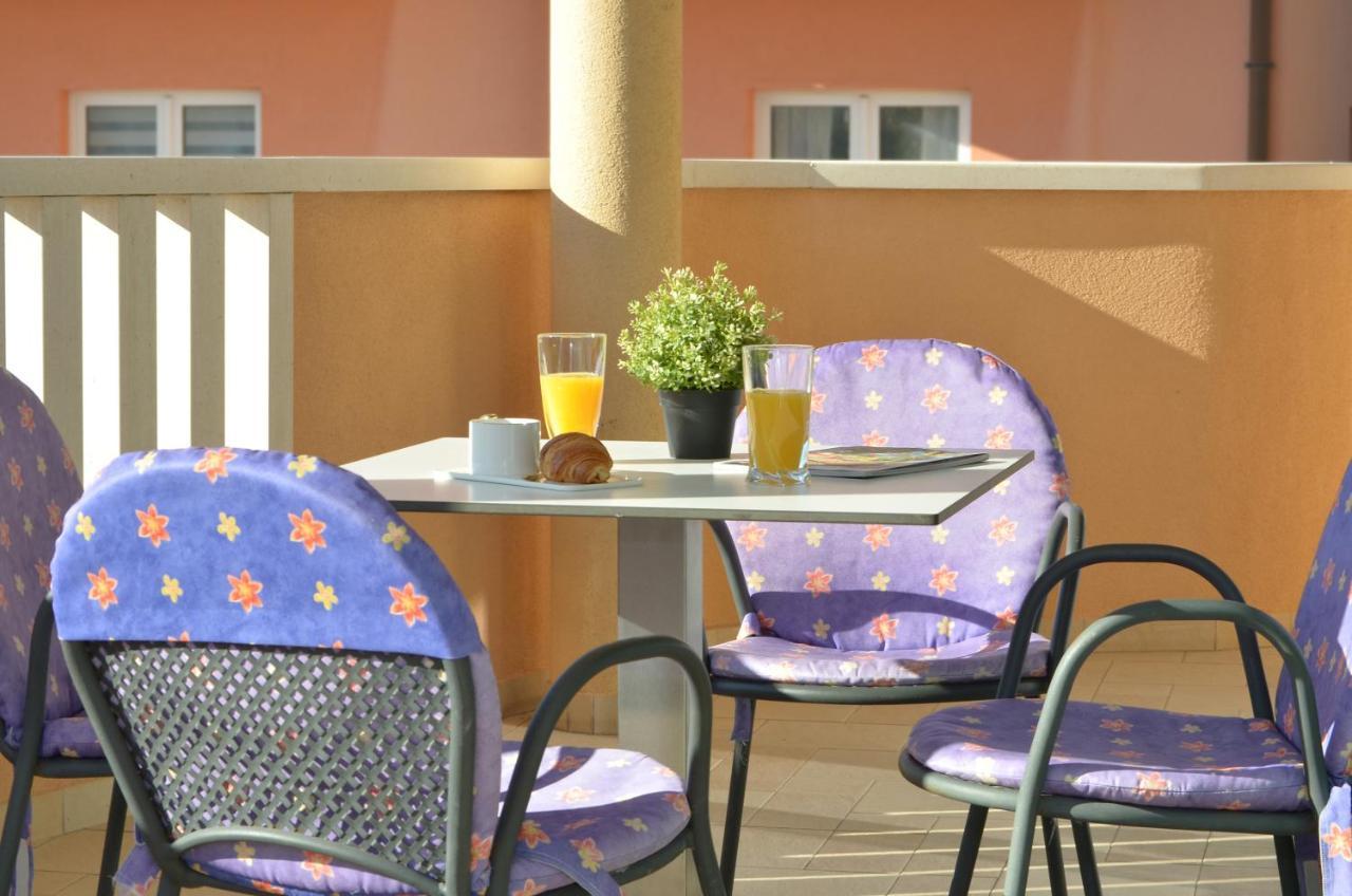 Apartmani Adela โซลิน ภายนอก รูปภาพ